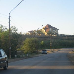 Въезд в город с моста